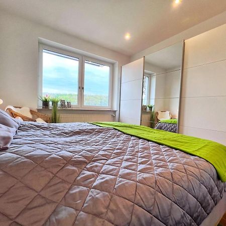4-Sterne Ferienwohnung Waldblick Швайнфурт Екстериор снимка